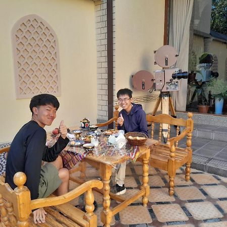 Turkistan Hotel カガン エクステリア 写真