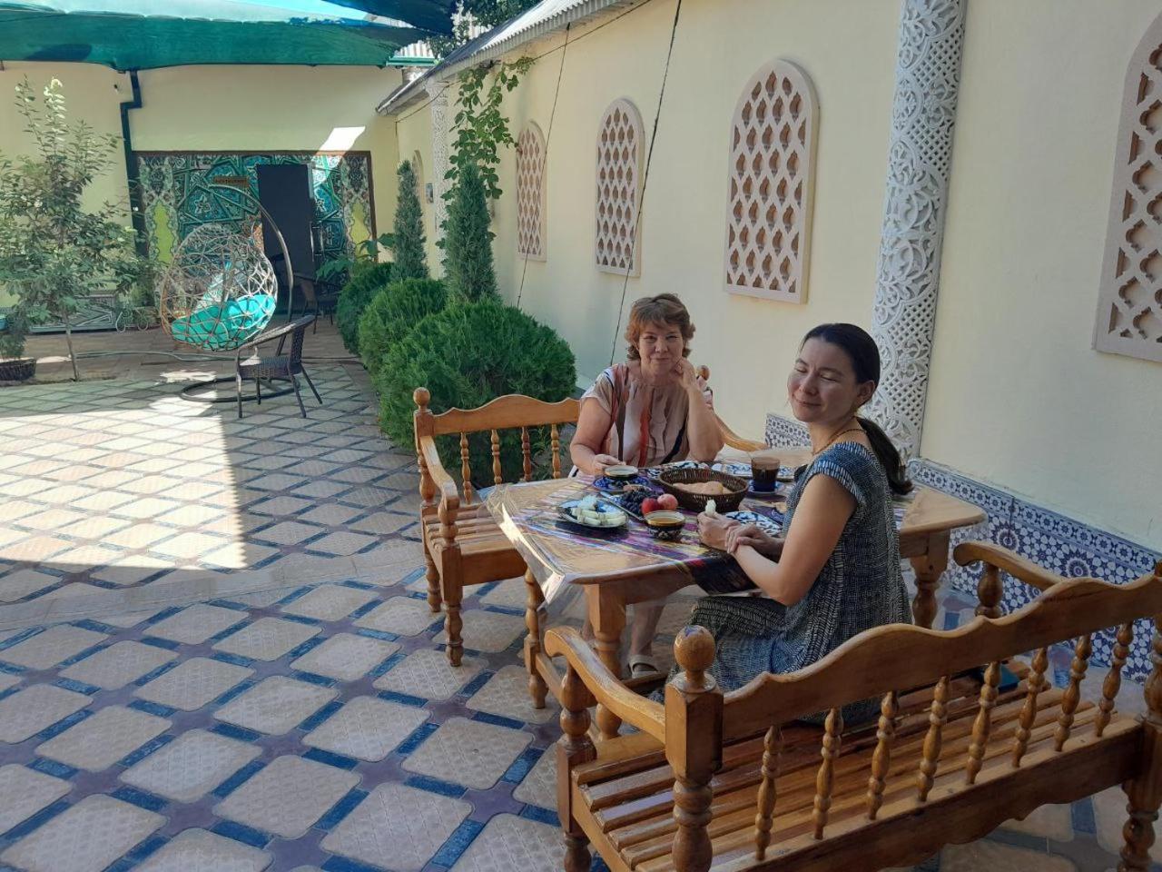 Turkistan Hotel カガン エクステリア 写真
